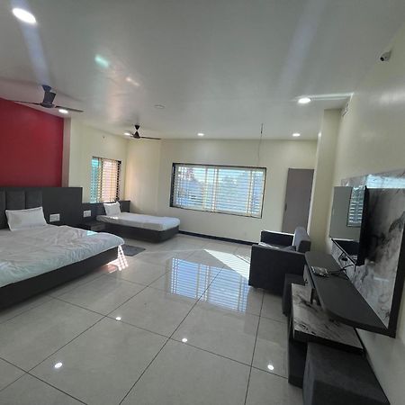 Yashomati Hotel Maheshwar Buitenkant foto