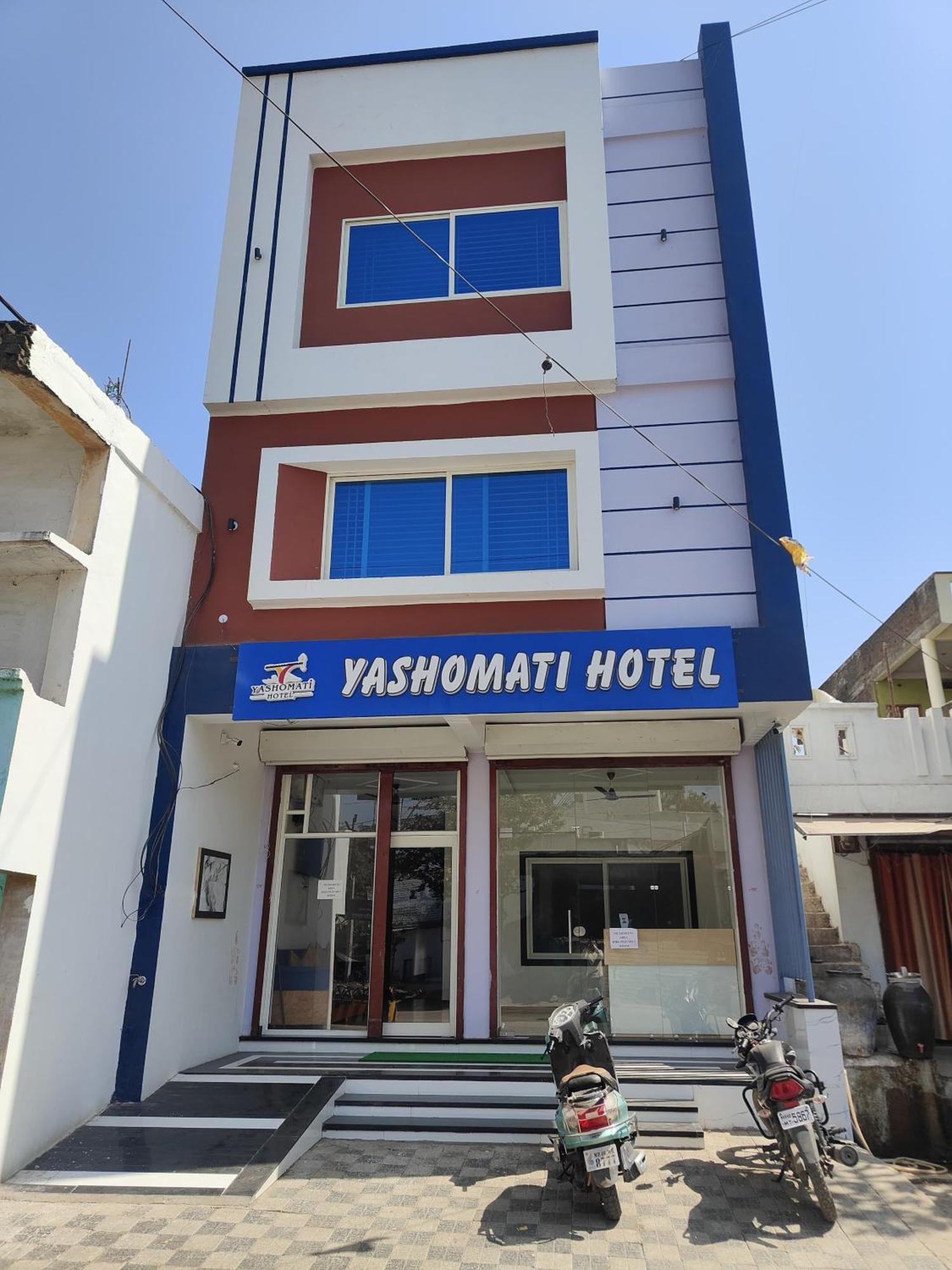 Yashomati Hotel Maheshwar Buitenkant foto